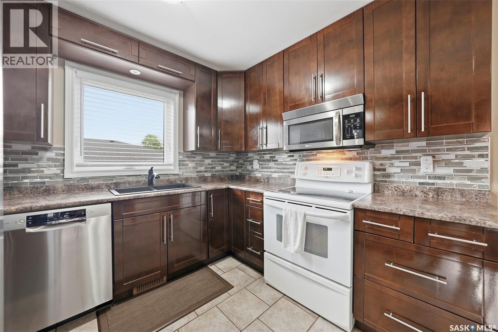 235 Benesh Crescent, Saskatoon, SK