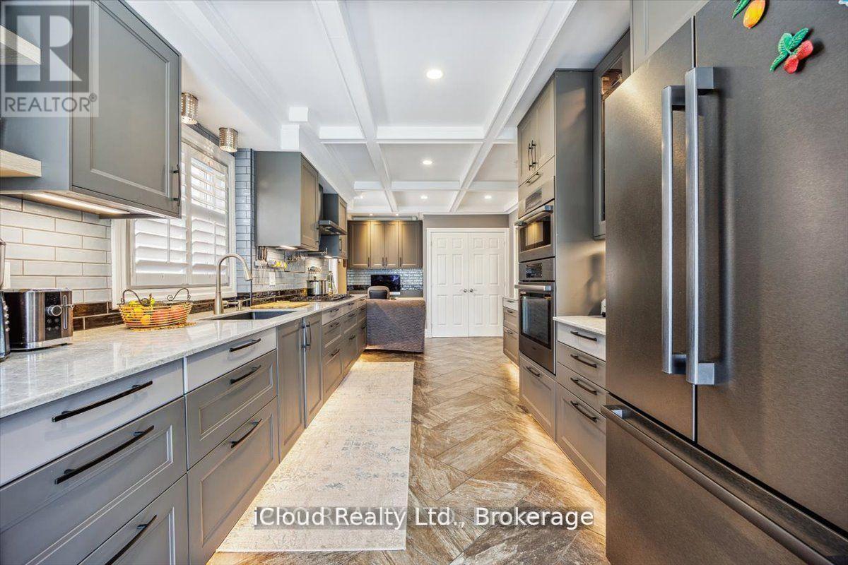 36 Pacific Wind Crescent, Brampton, ON