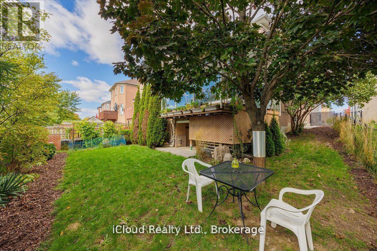 36 Pacific Wind Crescent, Brampton, ON