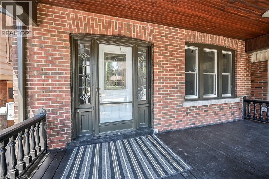 172 Sherman Avenue S, Hamilton, ON