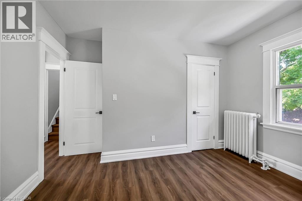 172 Sherman Avenue S, Hamilton, ON