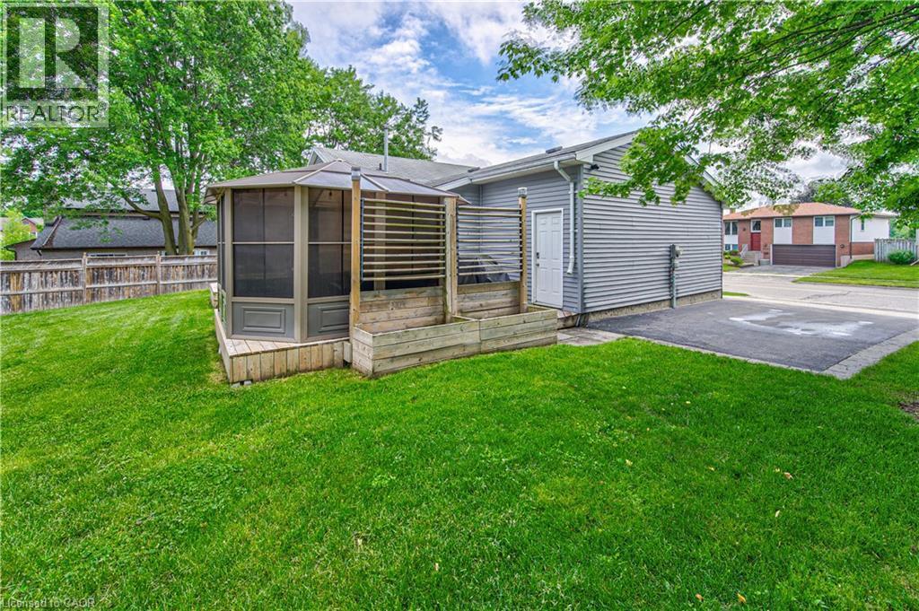 399 Grand River Boulevard, Kitchener, ON