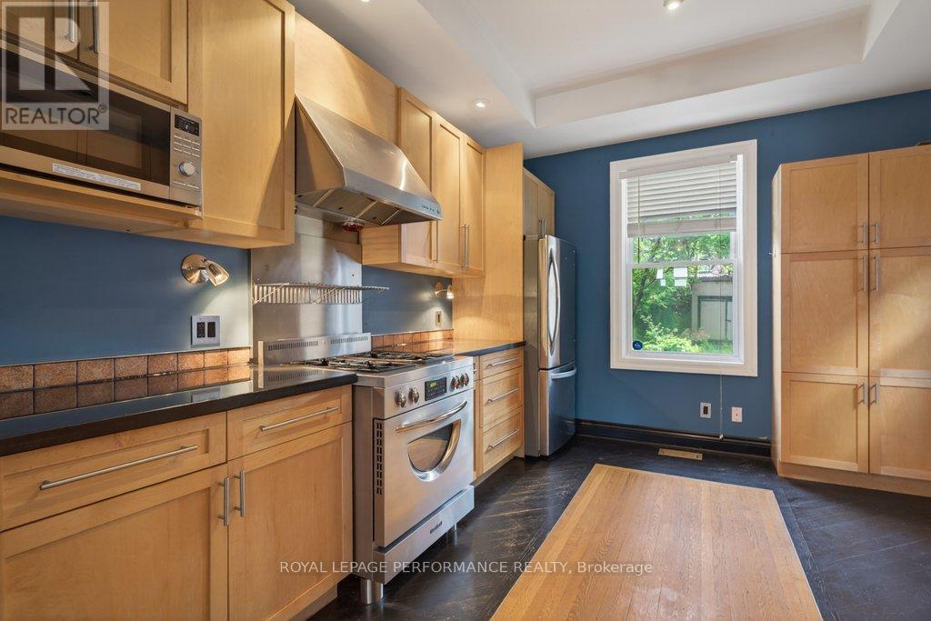 313 Lebreton Street S, Ottawa, ON