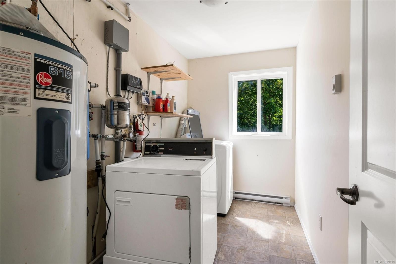 3036 Phillips Rd, Sooke, BC