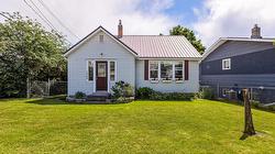 1409 Vancouver Street Creston, BC V0B 1G4