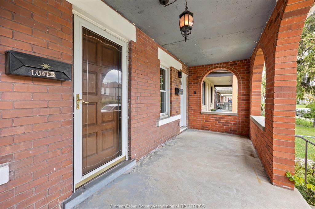 1130 Langlois, Windsor, ON