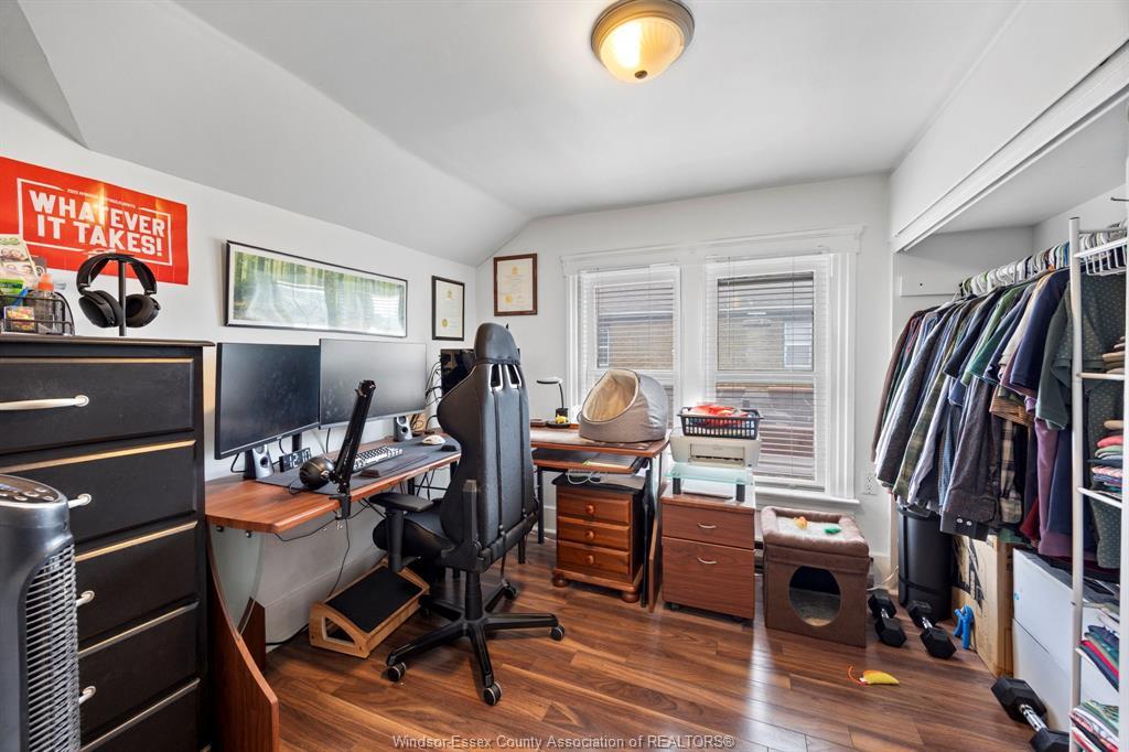 1130 Langlois, Windsor, ON