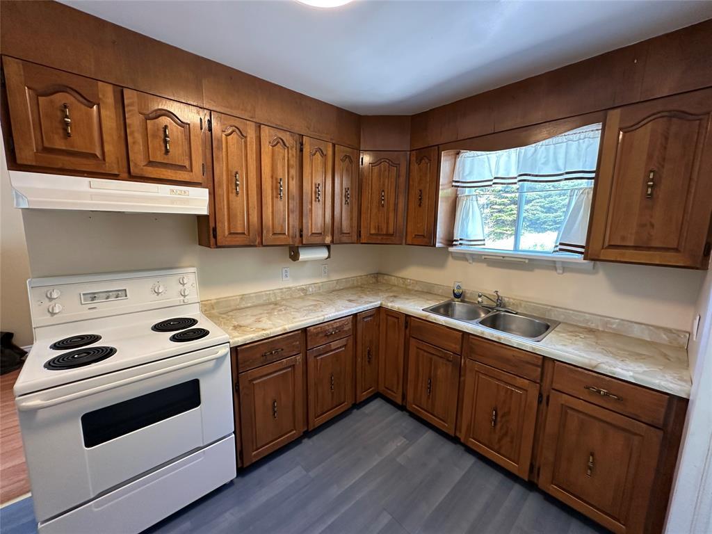 32 Highland Park, Holyrood, NL
