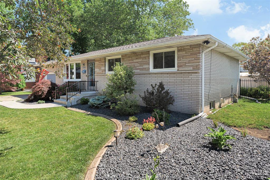 5730 Canada Street, Lasalle, ON