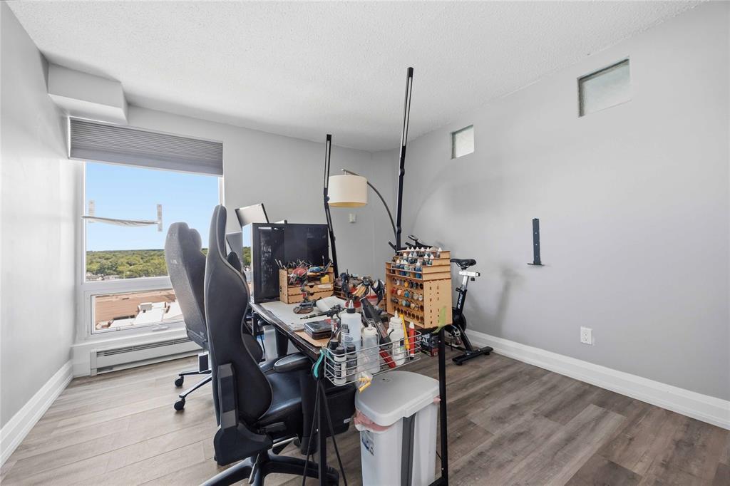 1208-155 Front Street North, Sarnia, ON