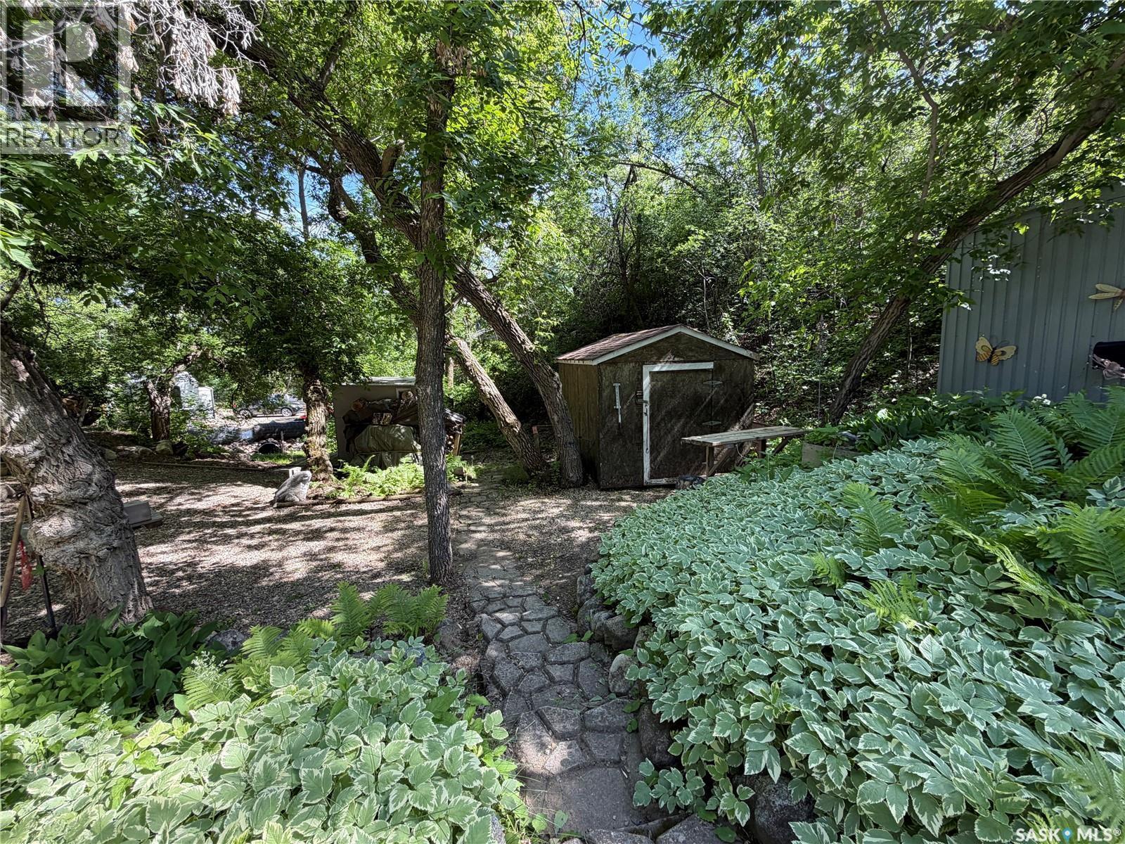 825 Tatanka Drive, South Lake, SK