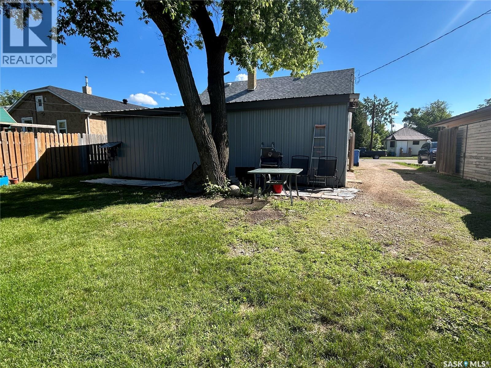 1517 3Rd Street, Estevan, SK