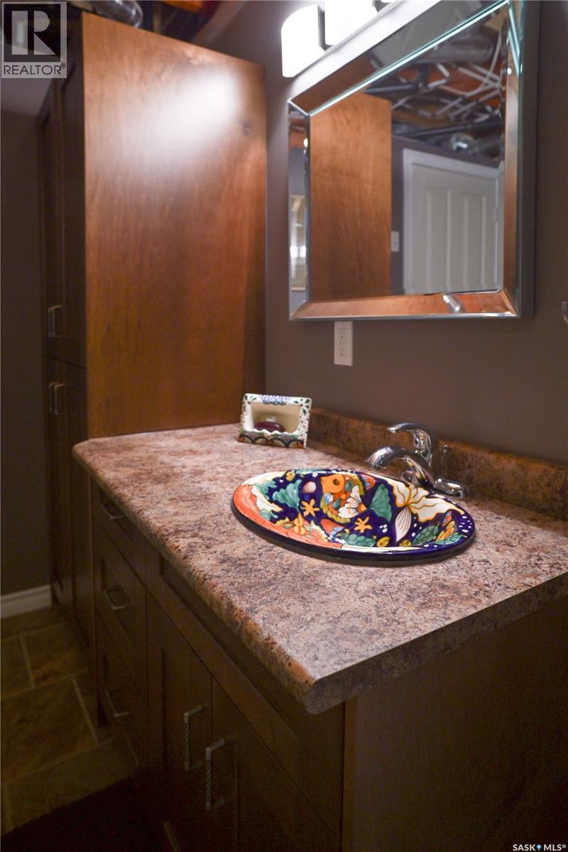 319 Stefaniuk Crescent, Saskatoon, SK