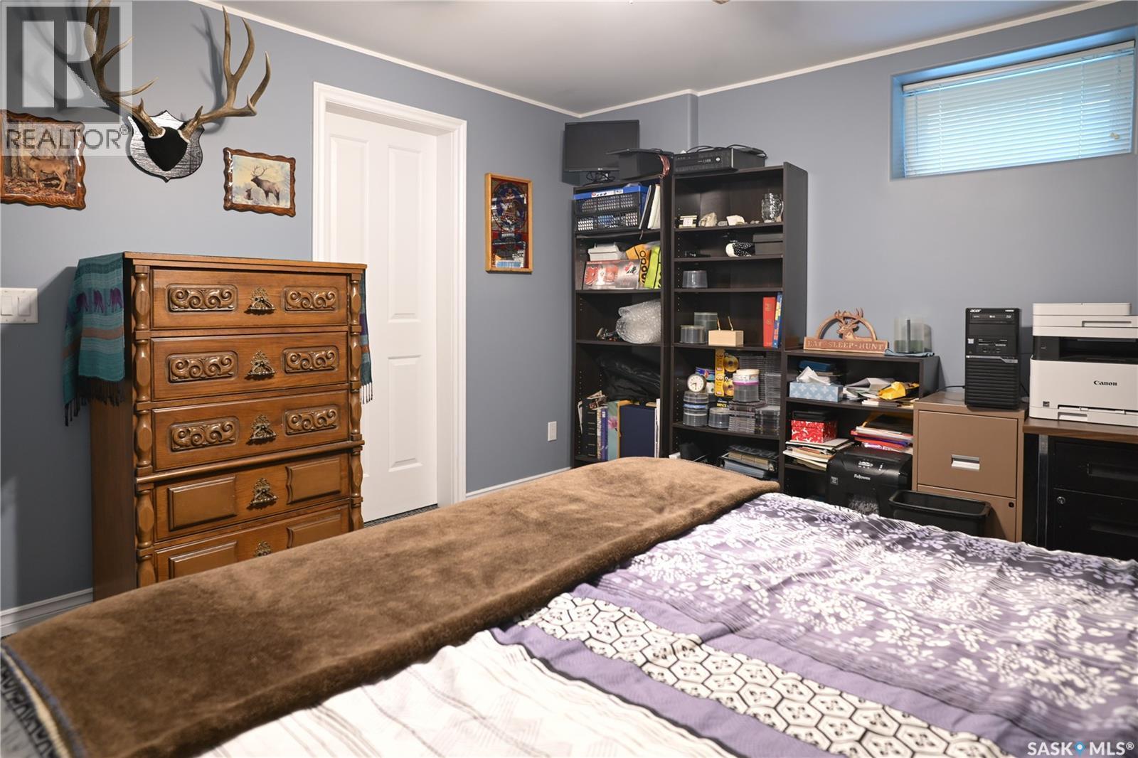 319 Stefaniuk Crescent, Saskatoon, SK