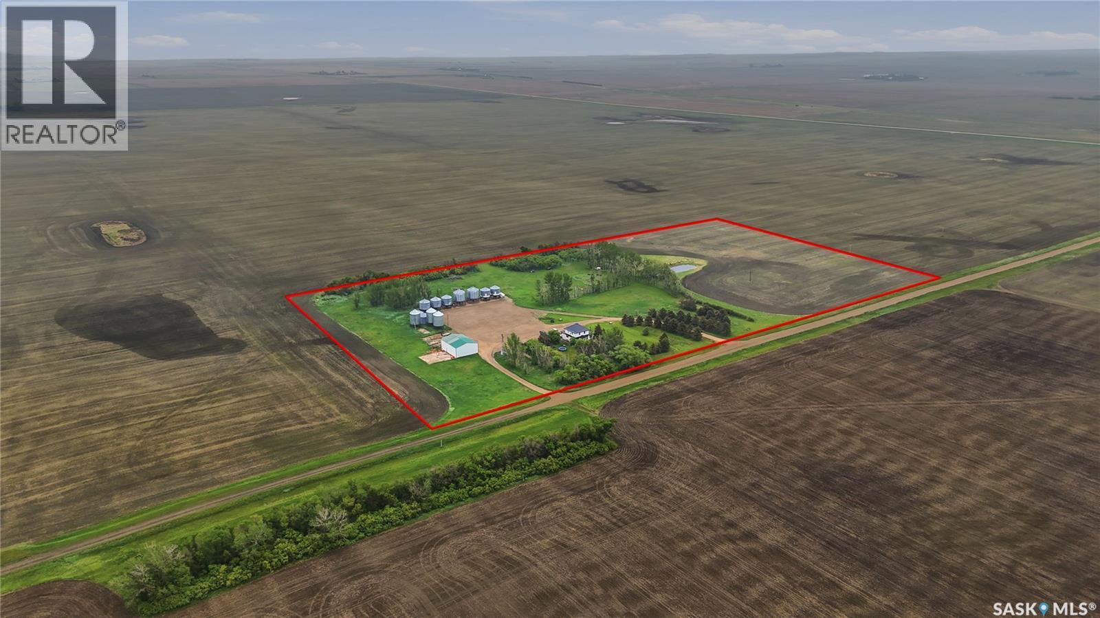 Mullen Acreage, Stonehenge Rm No. 73, SK