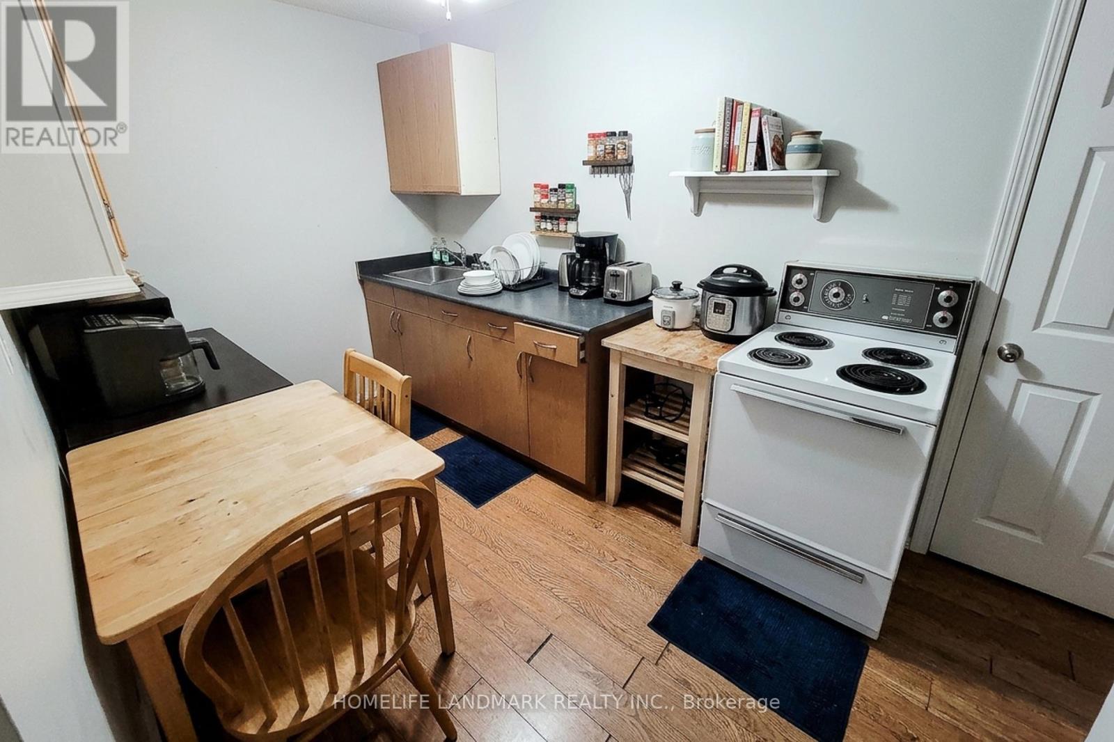 242 Bowman Street, Hamilton, ON