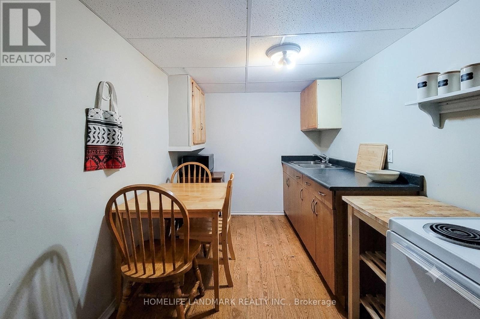 242 Bowman Street, Hamilton, ON