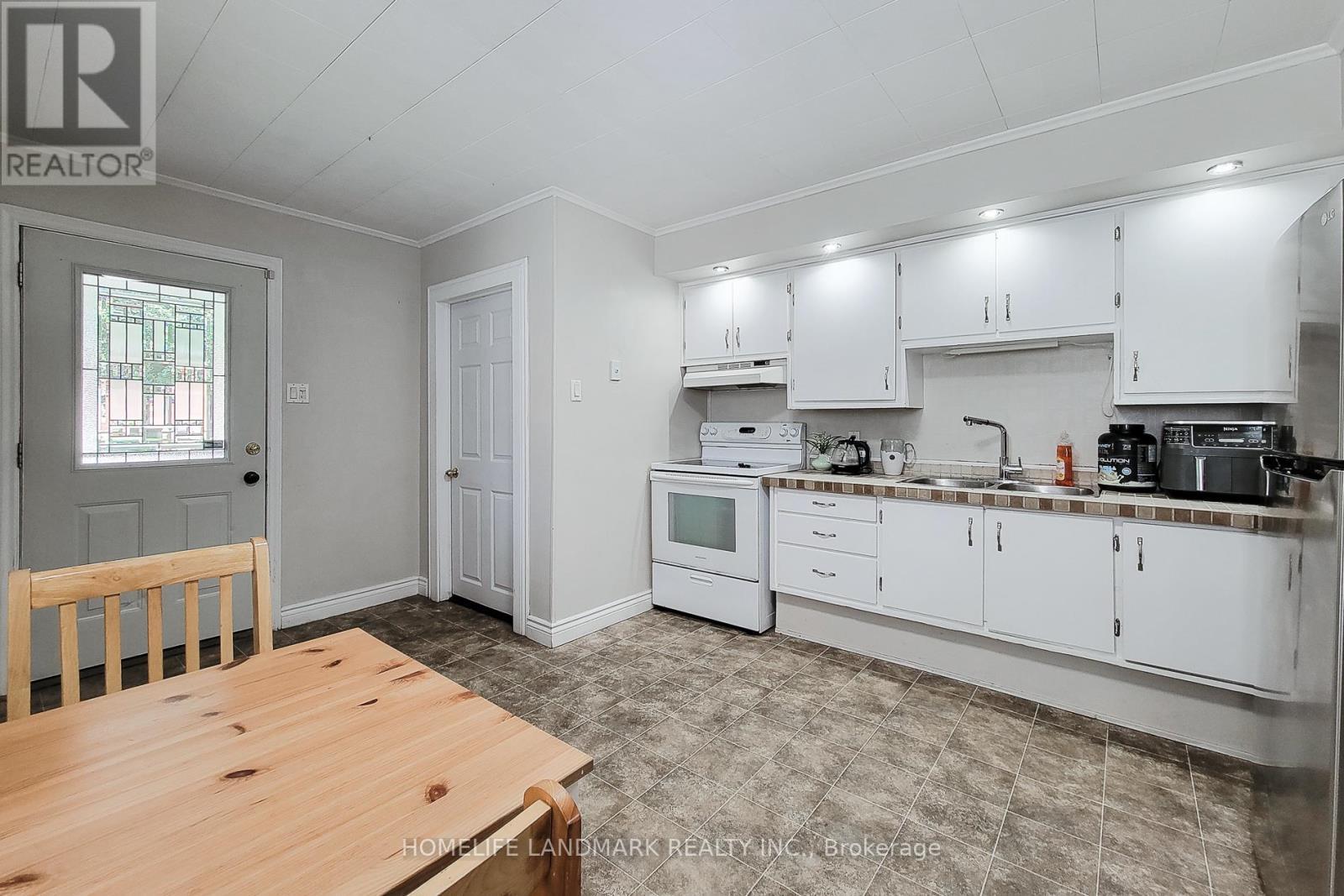 242 Bowman Street, Hamilton, ON