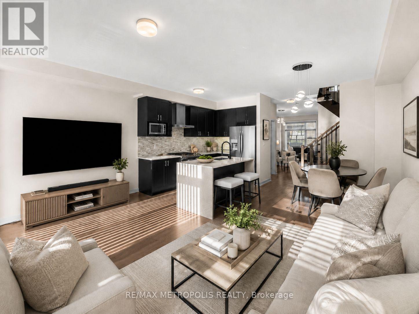 2521 Castlegate Crossing, Pickering, ON