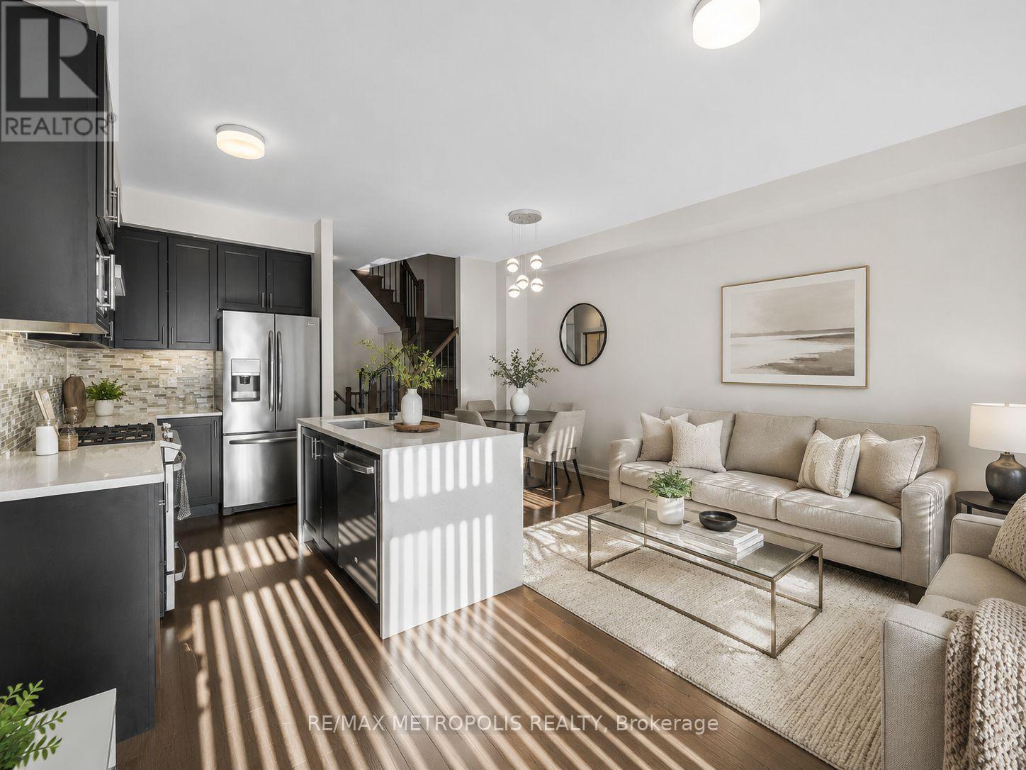 2521 Castlegate Crossing, Pickering, ON