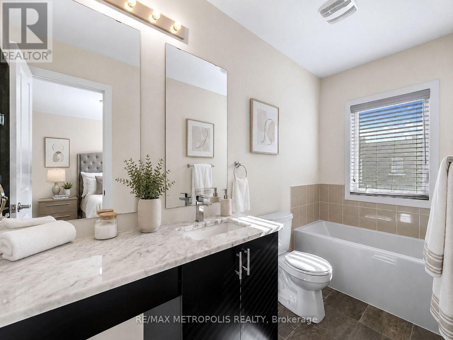 2521 Castlegate Crossing, Pickering, ON