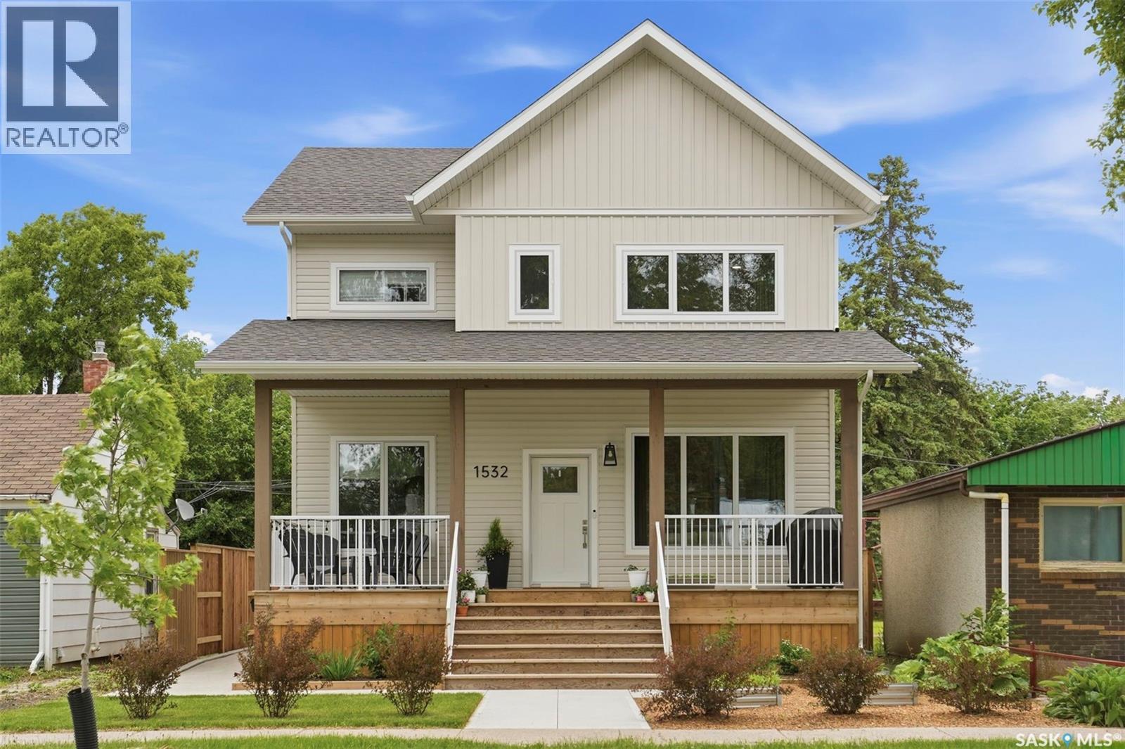 1532 D Avenue N, Saskatoon, SK