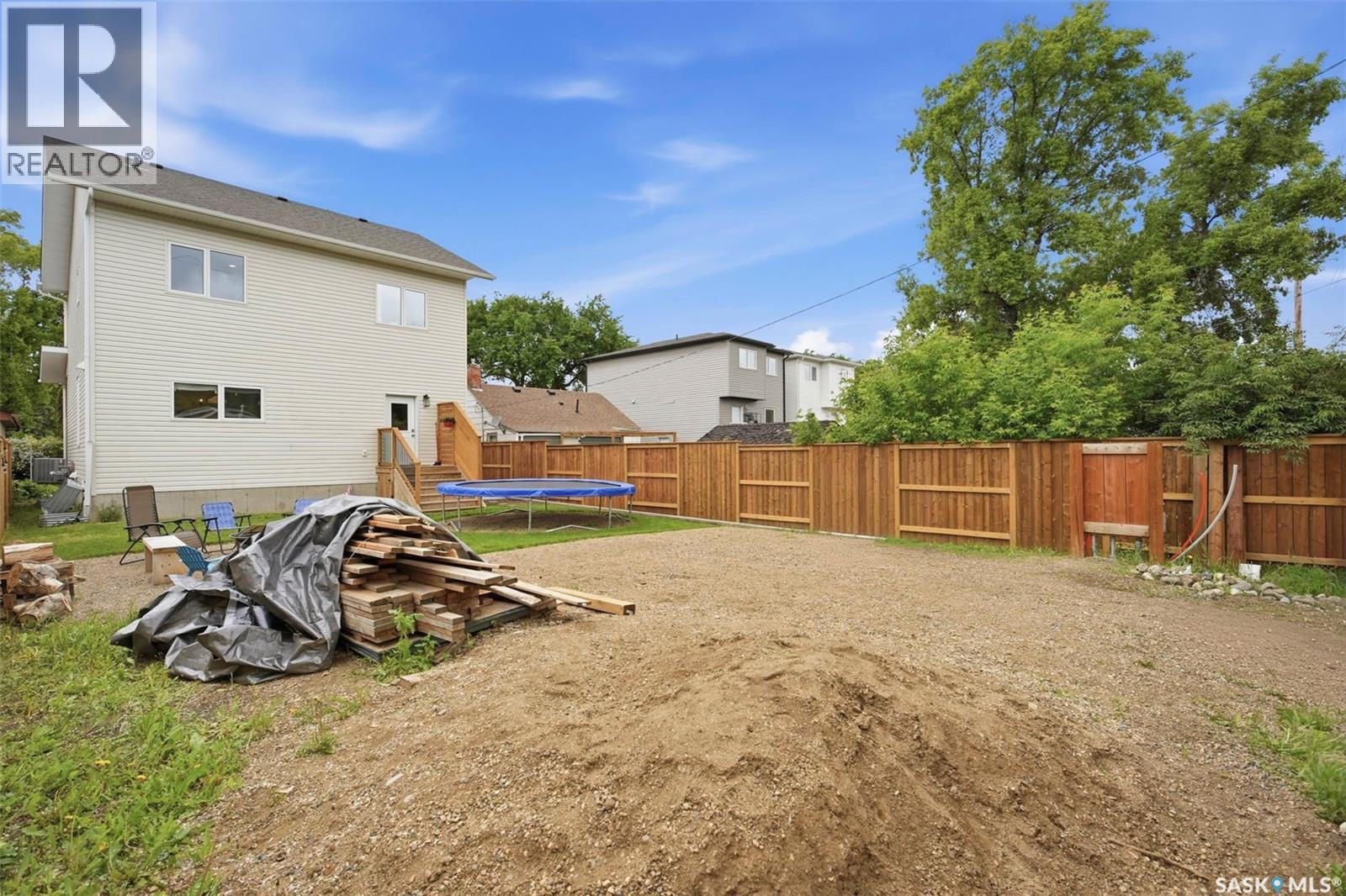 1532 D Avenue N, Saskatoon, SK