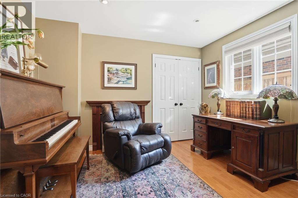 549 Ann Avenue, Burlington, ON