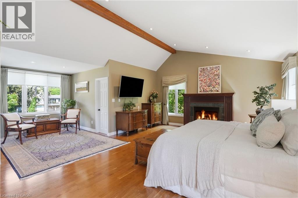 549 Ann Avenue, Burlington, ON