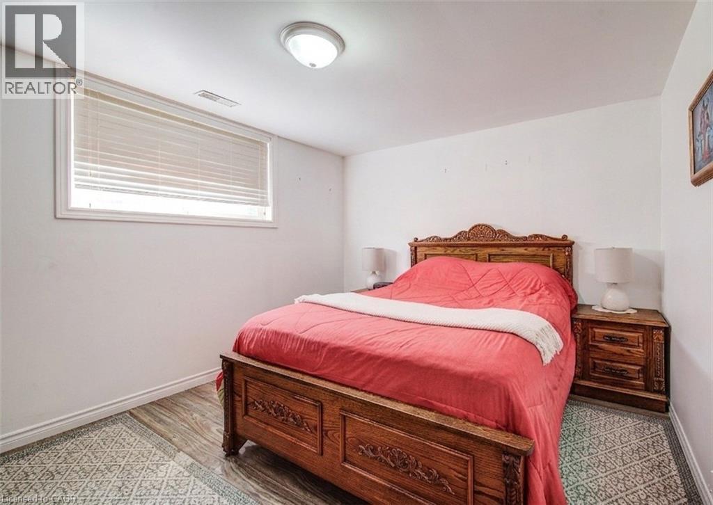 Digitally Altered - 43 Southview Crescent, Cambridge, ON