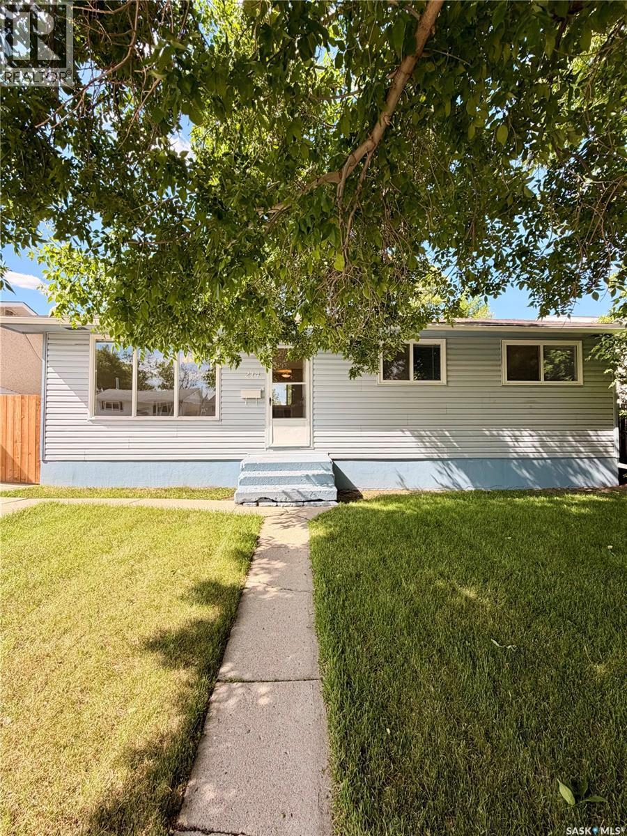 214 Fisher Crescent, Saskatoon, SK