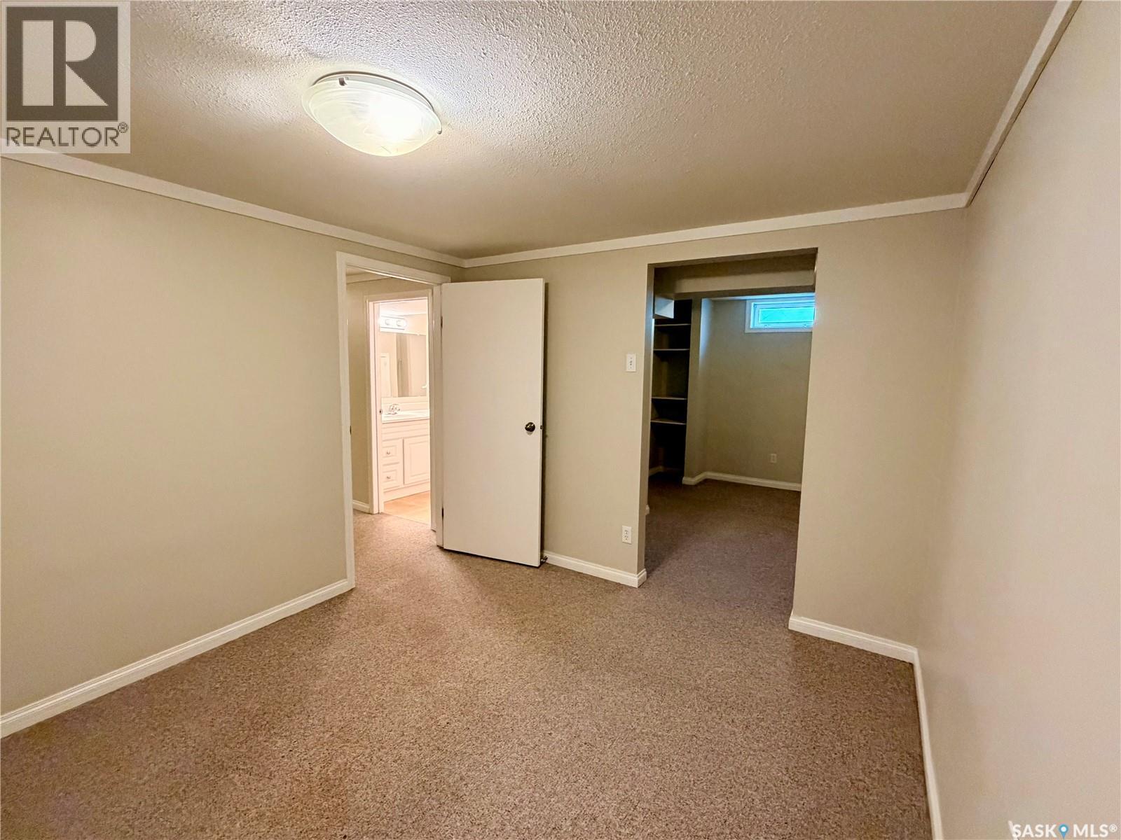 214 Fisher Crescent, Saskatoon, SK