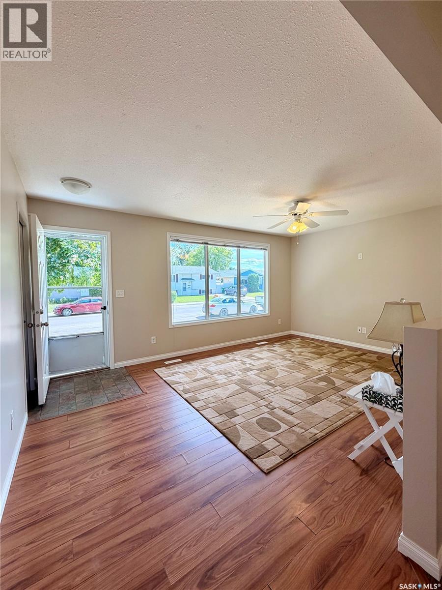 214 Fisher Crescent, Saskatoon, SK