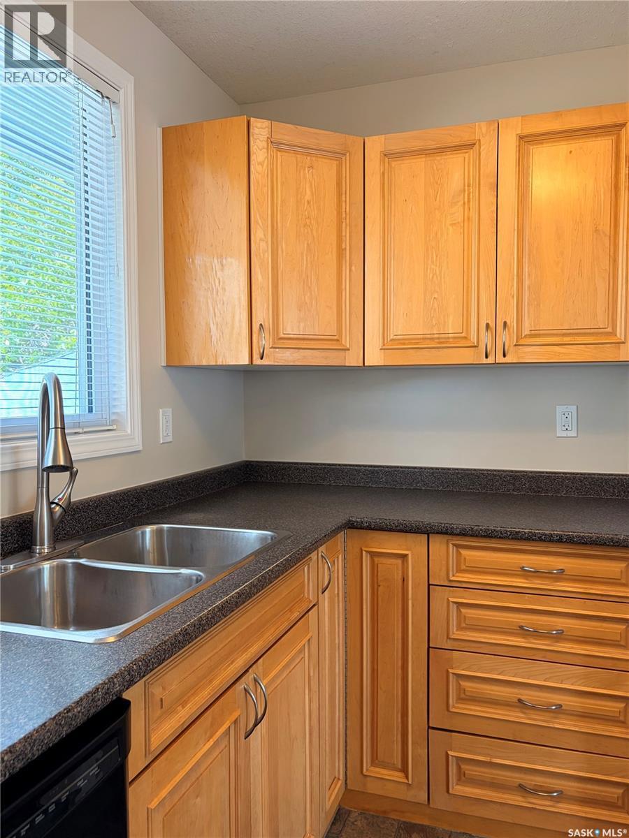 214 Fisher Crescent, Saskatoon, SK