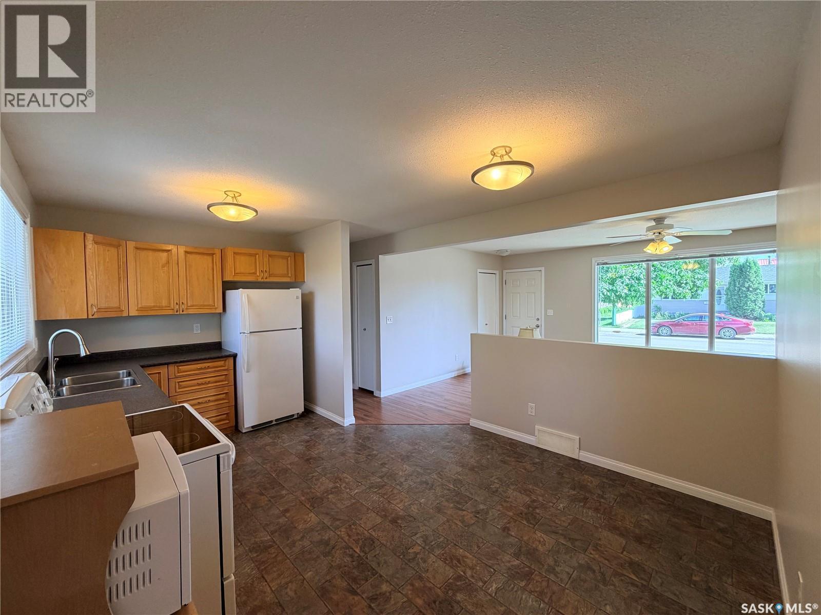 214 Fisher Crescent, Saskatoon, SK