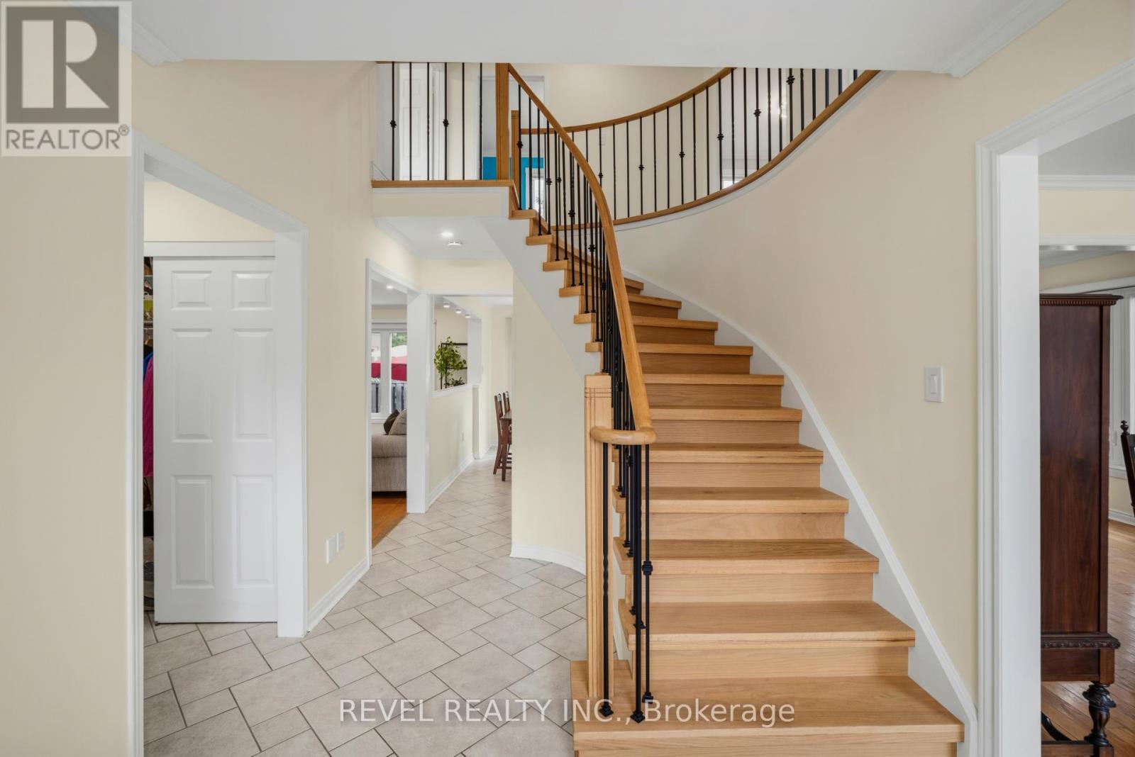 6144 Tenth Line W, Mississauga, ON