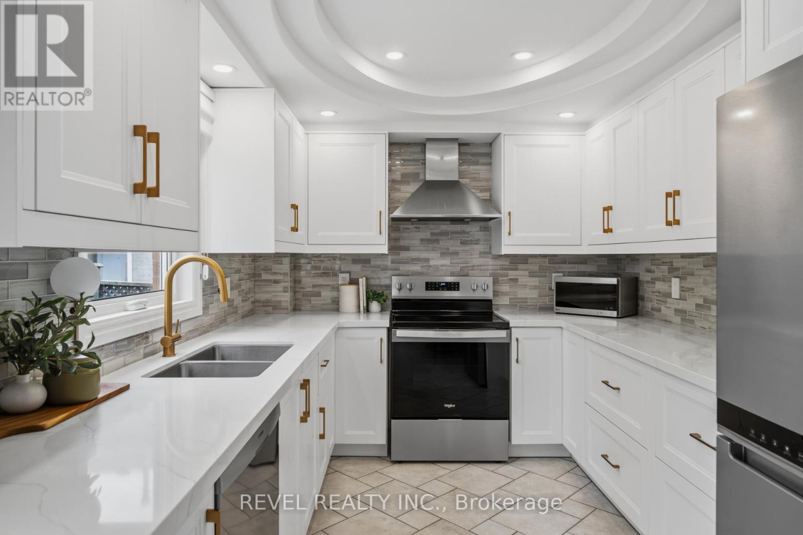 6144 Tenth Line W, Mississauga, ON