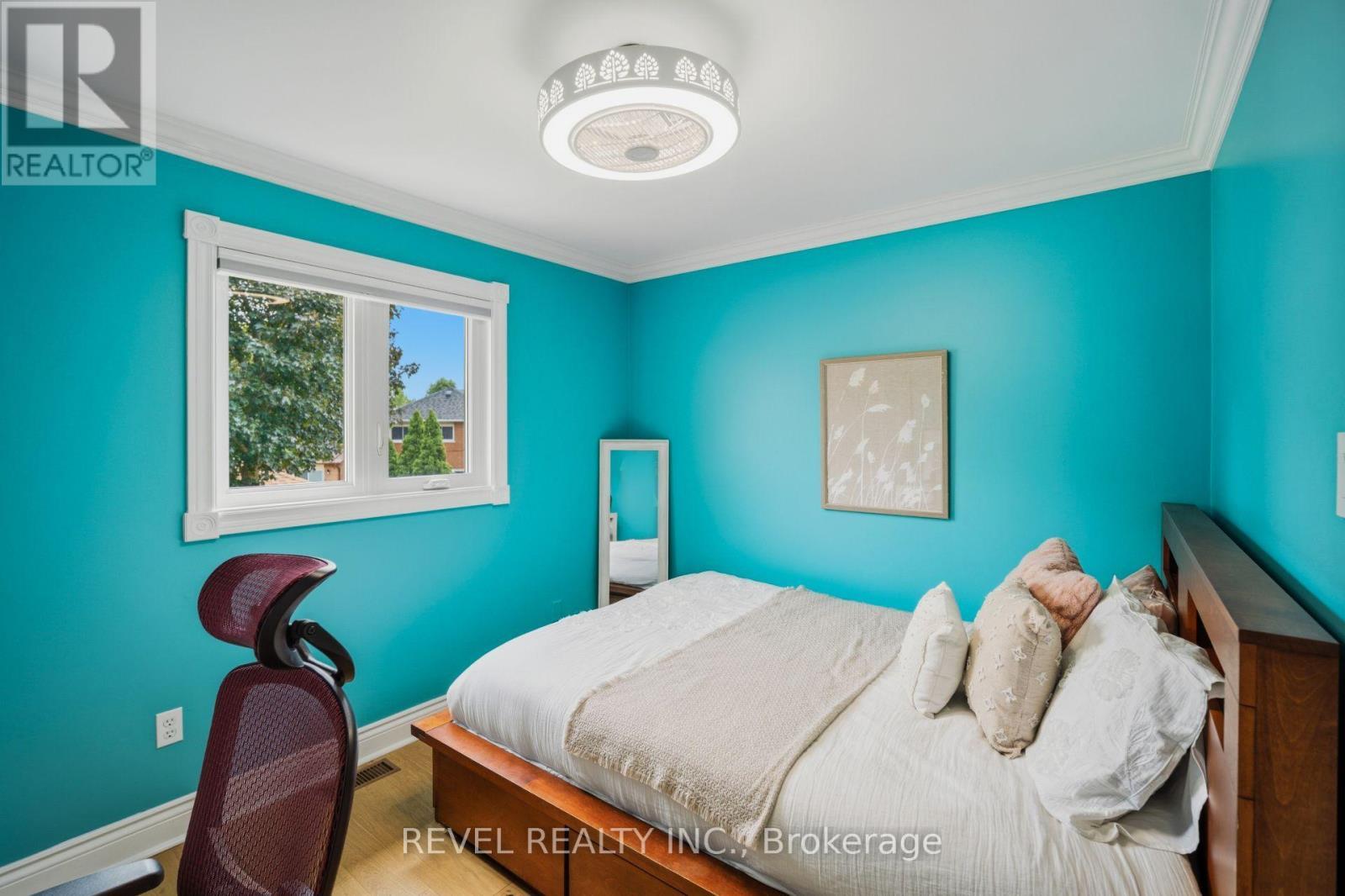 6144 Tenth Line W, Mississauga, ON