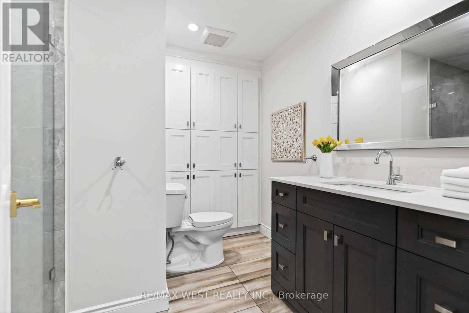 823 Hyde Road, Burlington, ON