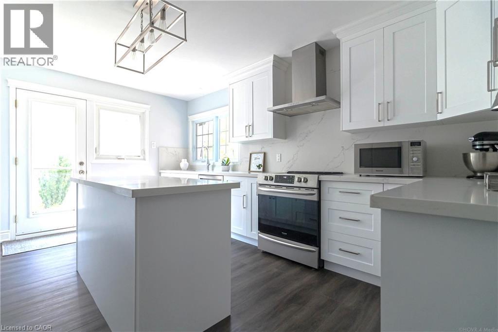 2390 Sinclair Circle, Burlington, ON