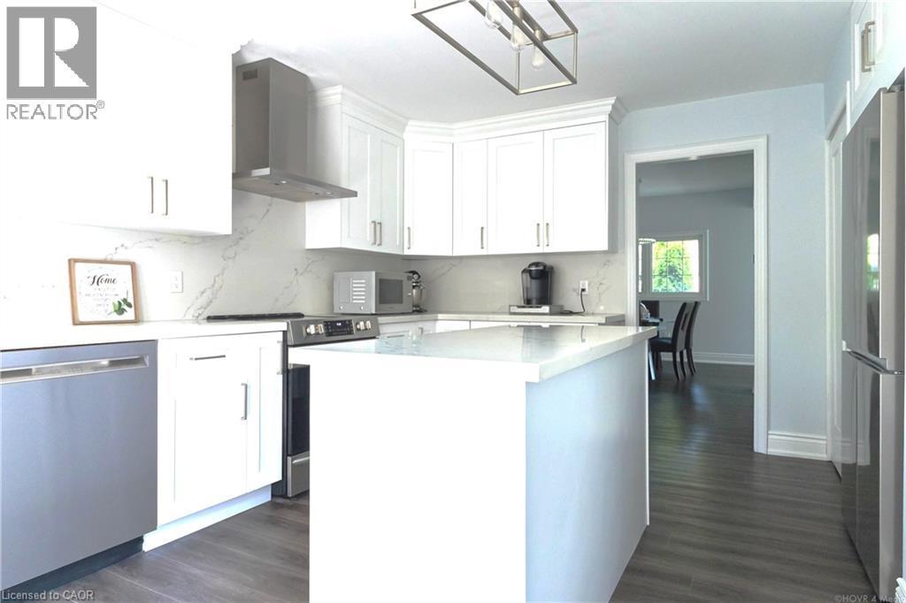 2390 Sinclair Circle, Burlington, ON