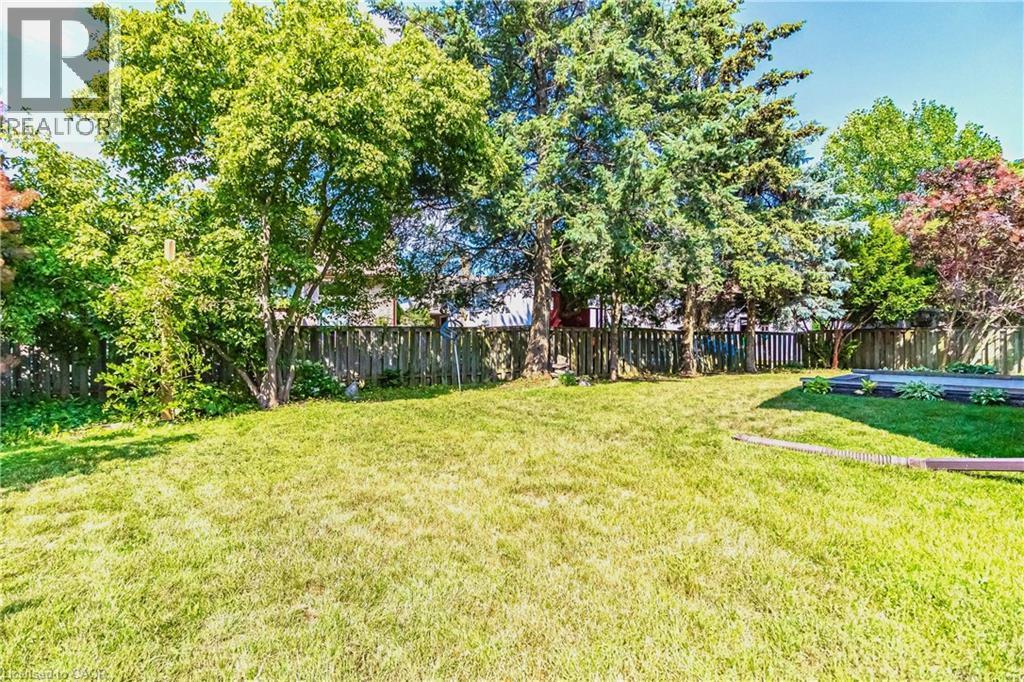 2390 Sinclair Circle, Burlington, ON