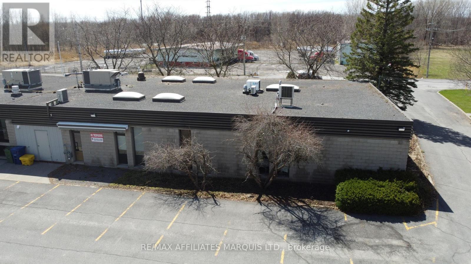 1343 Rosemount Avenue, Cornwall, ON