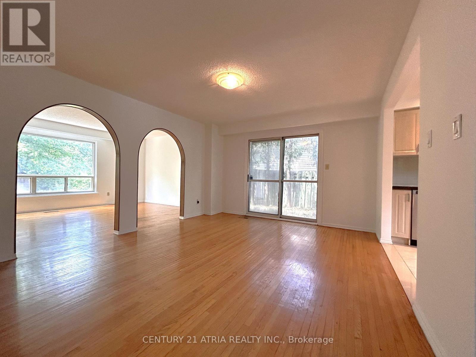 3441 Oakglade Crescent, Mississauga, ON