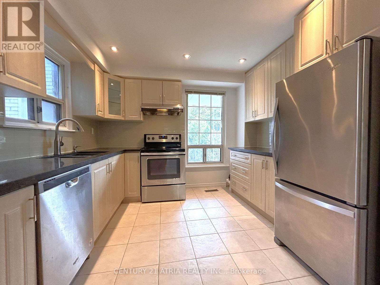3441 Oakglade Crescent, Mississauga, ON