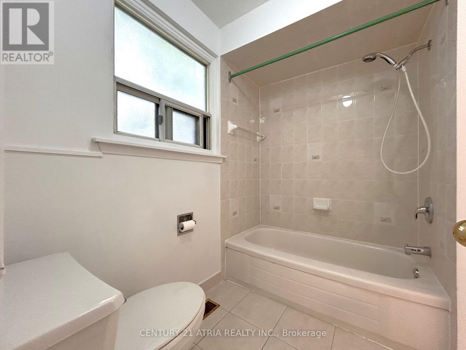 3441 Oakglade Crescent, Mississauga, ON