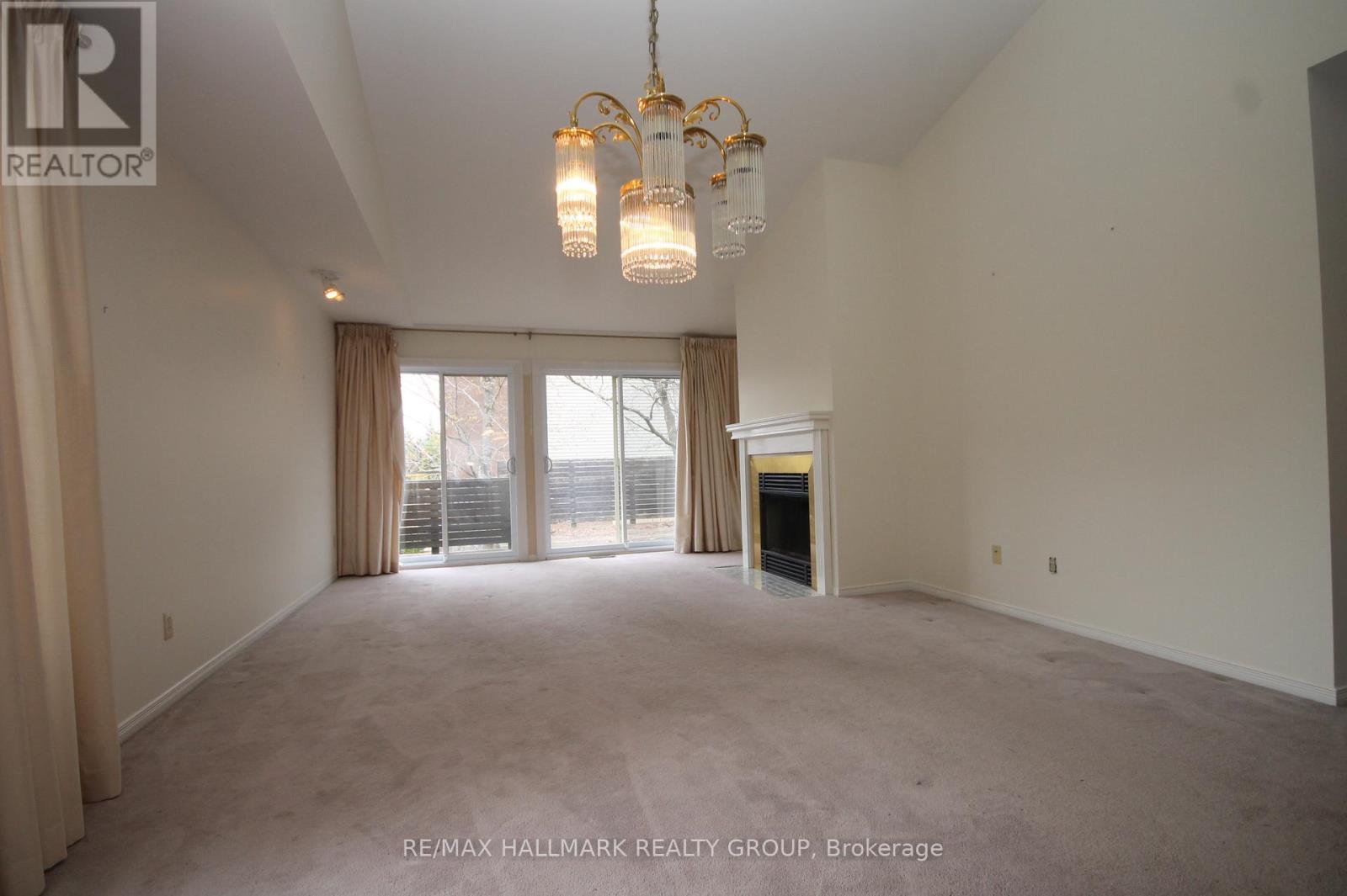 204 Dunbarton Court, Ottawa, ON