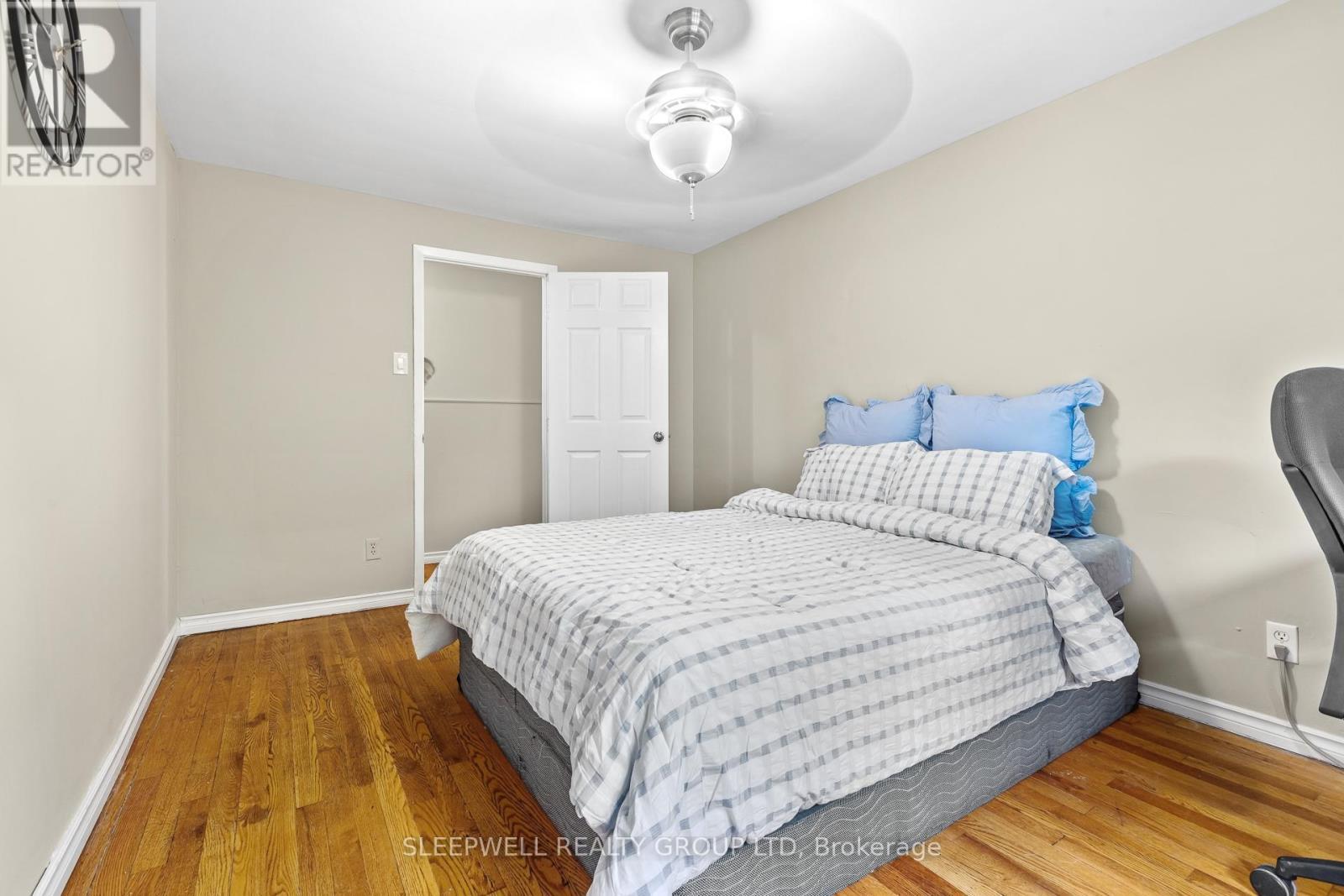 1486 Lepage Avenue, Ottawa, ON - Indoor Photo Showing Bedroom