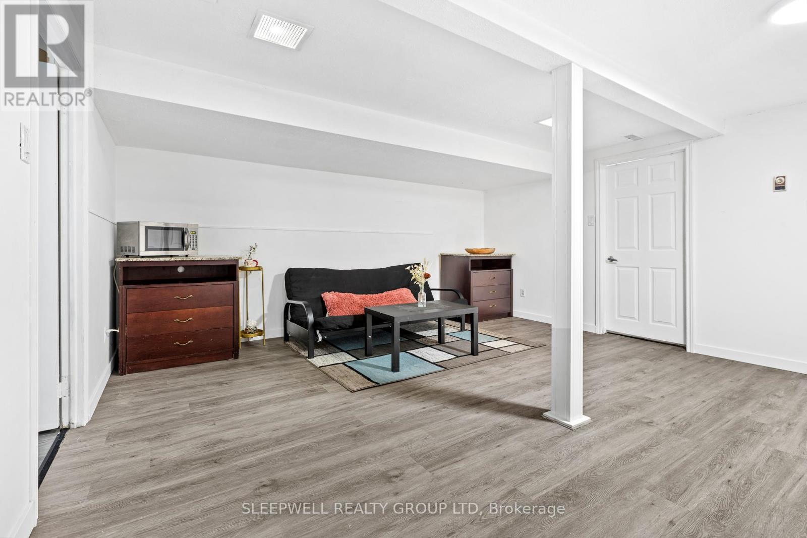 1486 Lepage Avenue, Ottawa, ON - Indoor