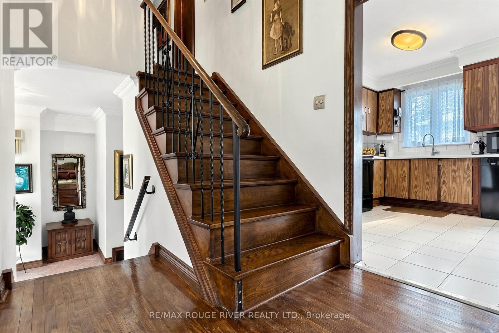 2 Faversham Crescent, Toronto, ON